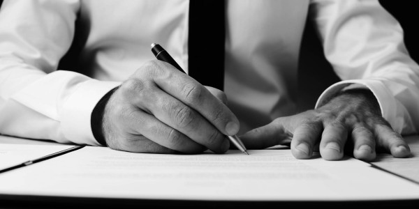 Derecho Inmobiliario / Abogados Inmobiliarios Girona · Desahucios Hipotecarios / Embargos