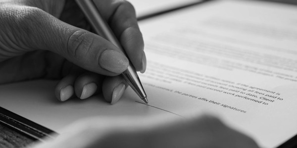 Derecho Mercantil / Abogados Mercantilistas Girona · Redacción, Revisión y Negociación de Contratos Comerciales